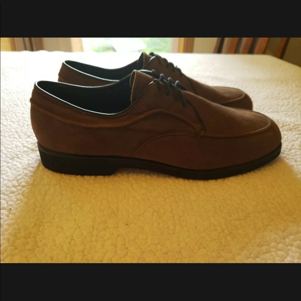 Hush Puppies Brown Oxford’s Mens’s Size 13 M.